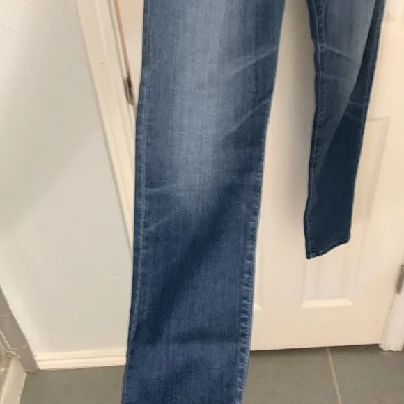 AG high-rise skinny crop “The Farrah Skinny Crop” high-waisted jeans in size 29 - Picture 3 of 6